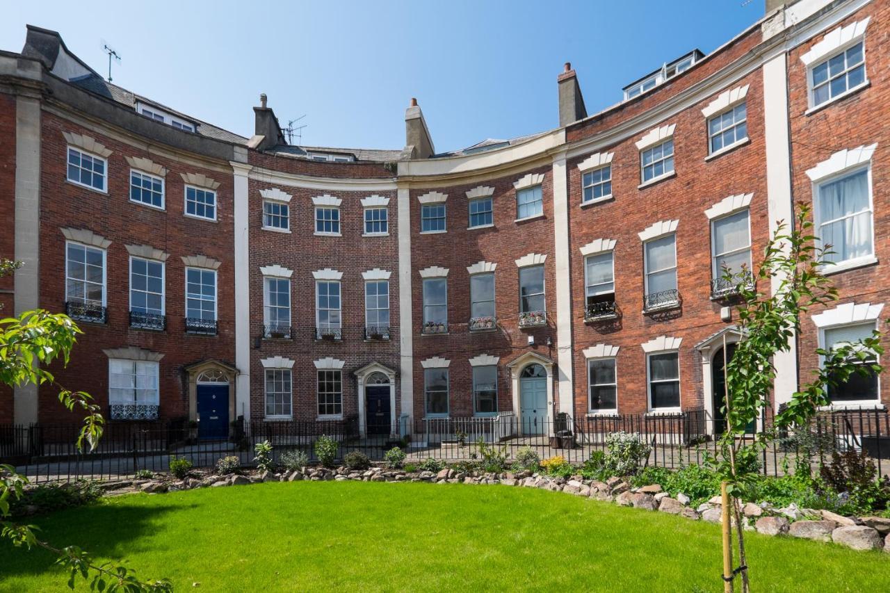 Berkeley Suites Bristol Extérieur photo