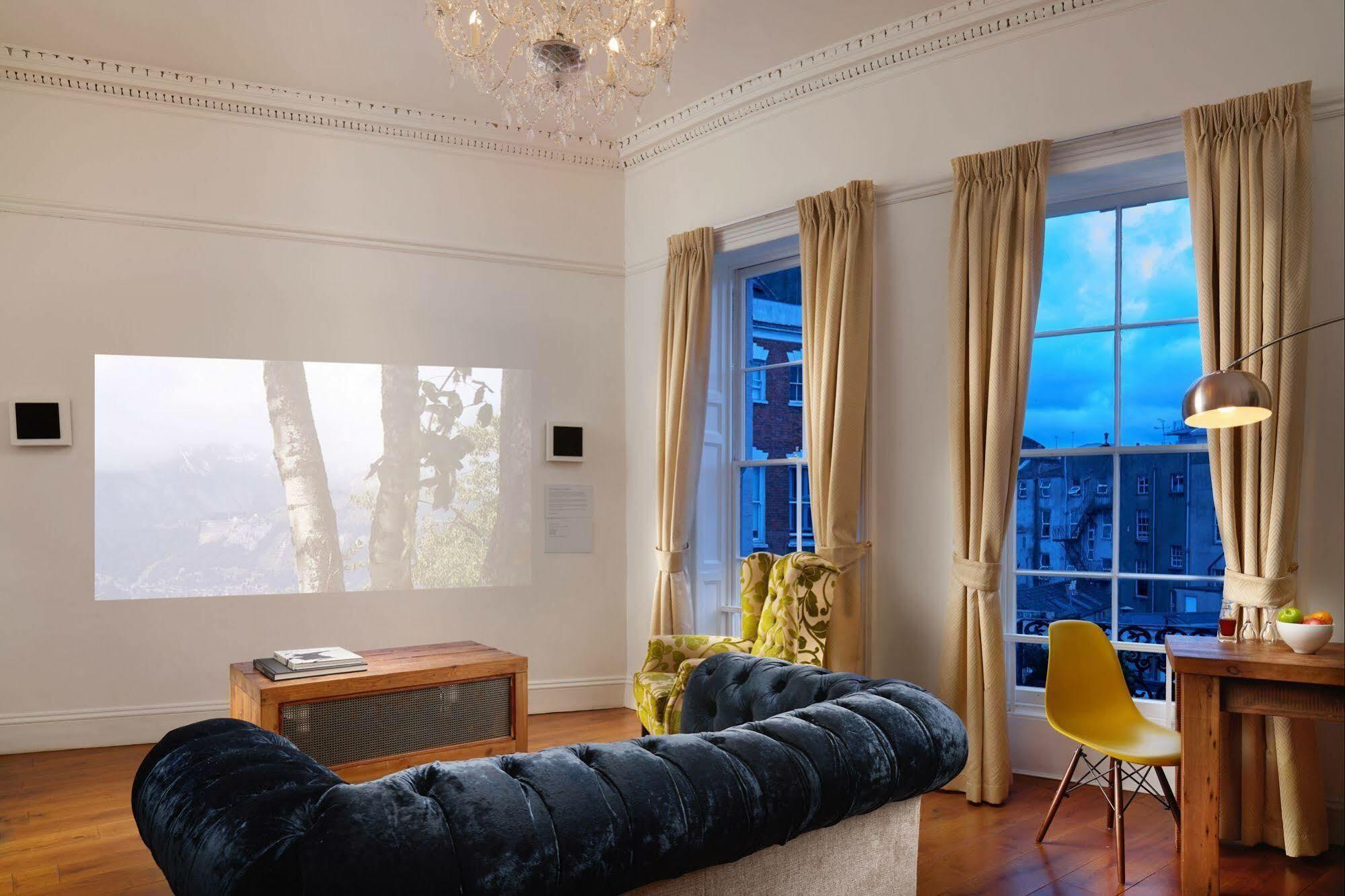 Berkeley Suites Bristol Extérieur photo