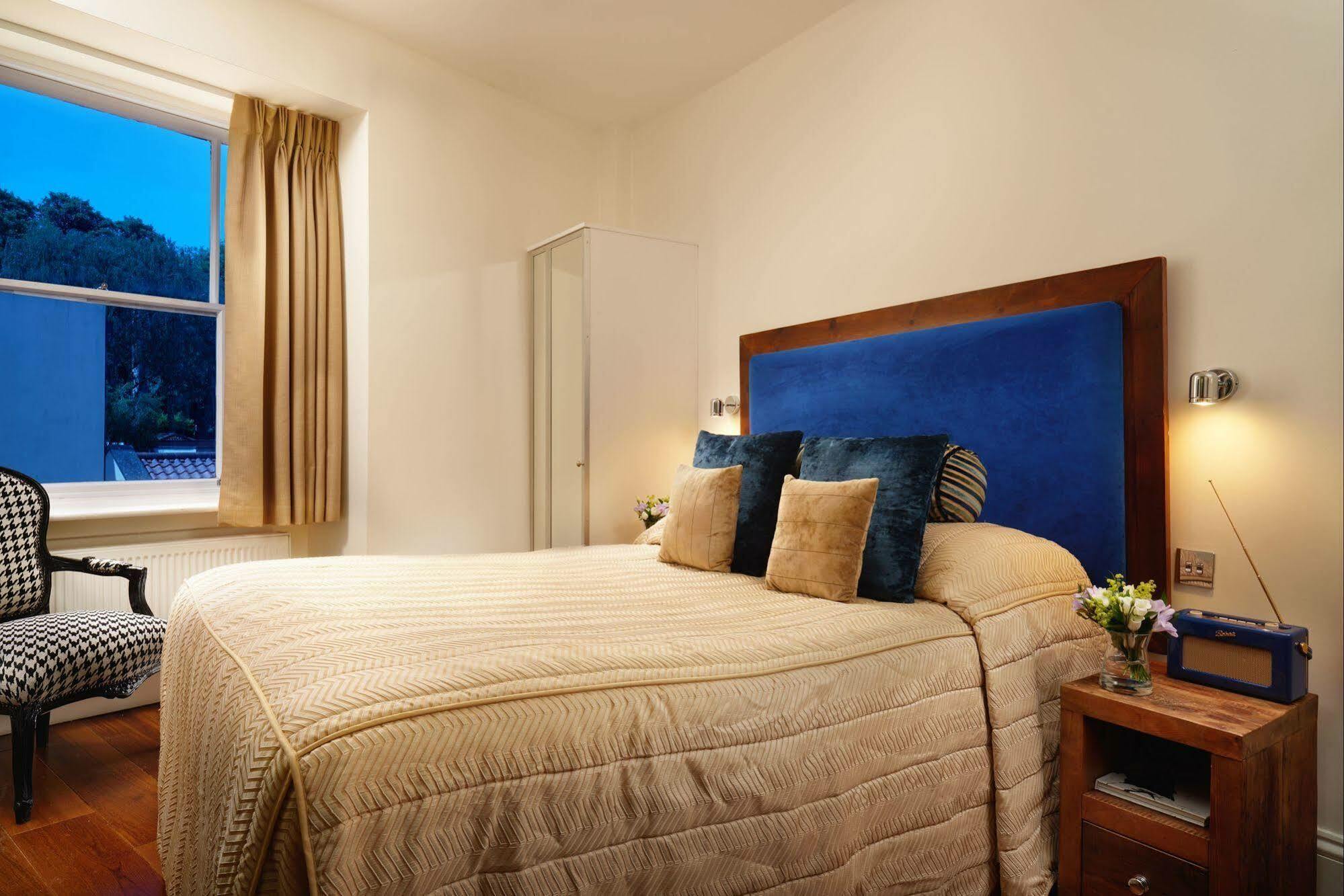 Berkeley Suites Bristol Extérieur photo