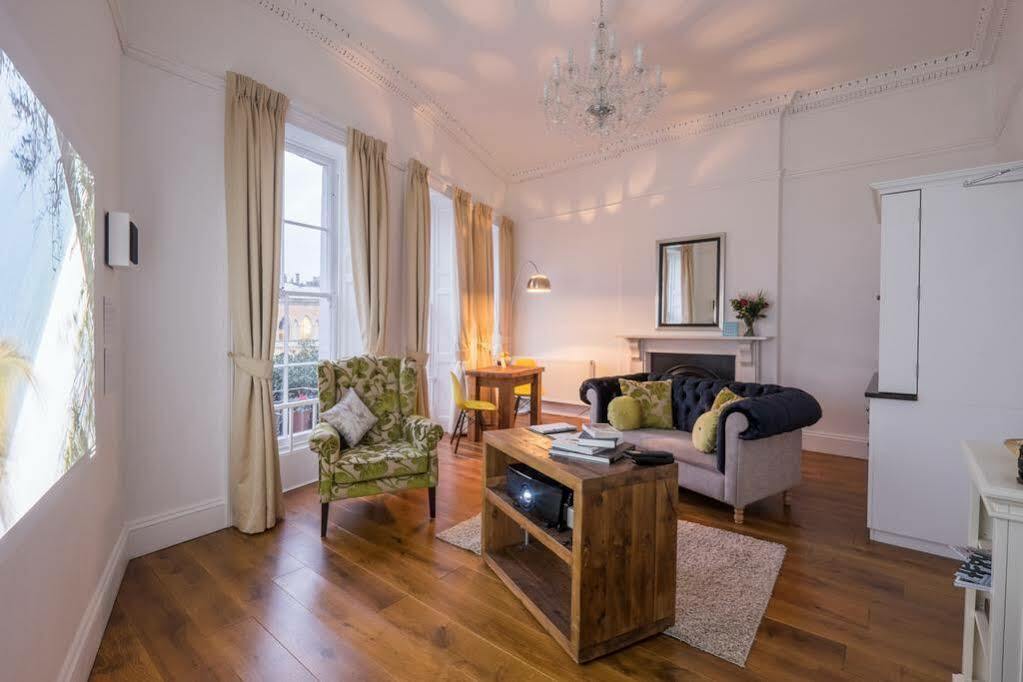 Berkeley Suites Bristol Extérieur photo
